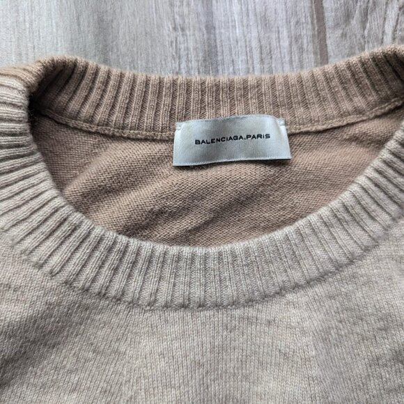 Balenciaga Paris 100% Cashmere Sweater Beige Long Sleeve Crewneck Size M 2 tone - Picture 3 of 8